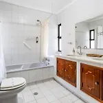 2 Bdr Flat With Pool In Vilamoura By Lovelystay Apartman