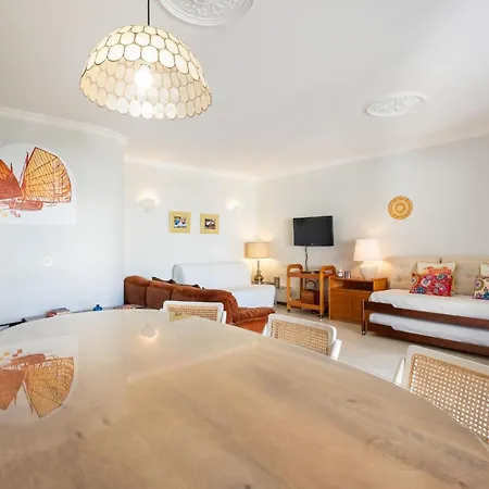2 Bdr Flat With Pool In Vilamoura By Lovelystay Lägenhet *