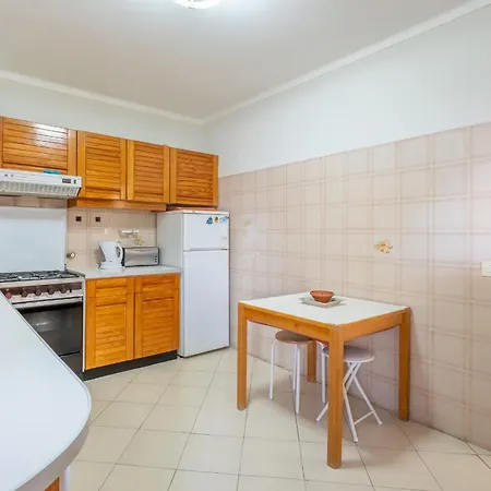 2 Bdr Flat With Pool In Vilamoura By Lovelystay Lägenhet *