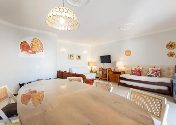 2 Bdr Flat With Pool In Vilamoura By Lovelystay Apartmán *