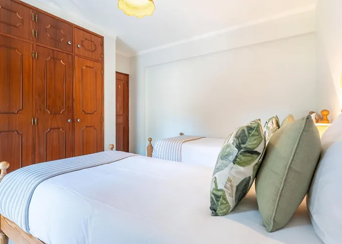 Apartmán 2 Bdr Flat With Pool In Vilamoura By Lovelystay Quarteira