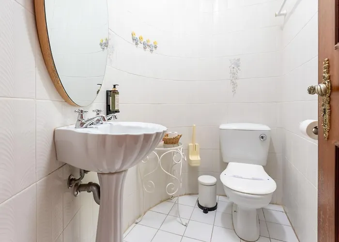 Apartmán 2 Bdr Flat With Pool In Vilamoura By Lovelystay *