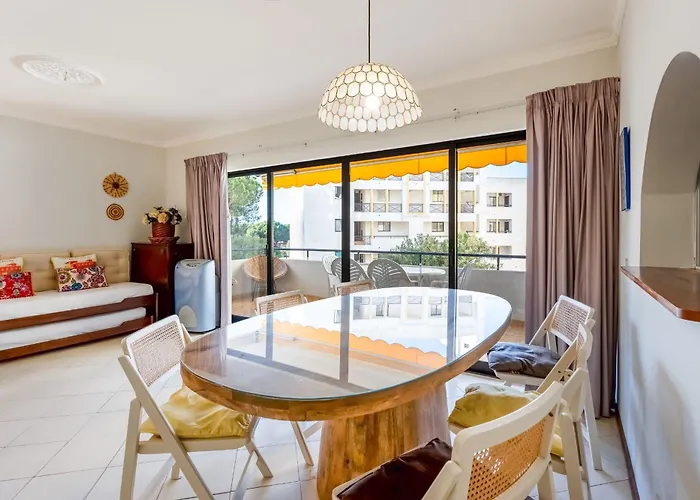 2 Bdr Flat With Pool In Vilamoura By Lovelystay * Quarteira