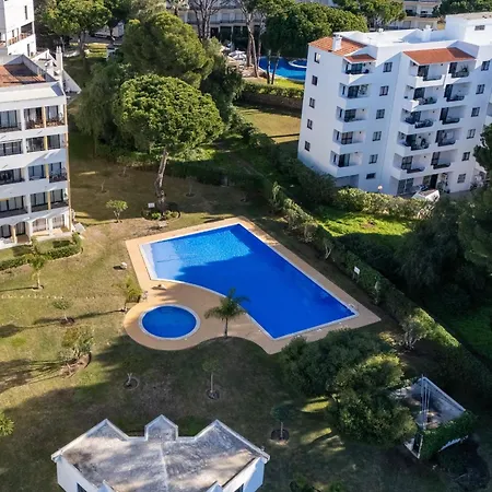 2 Bdr Flat With Pool In Vilamoura By Lovelystay Apartman Quarteira